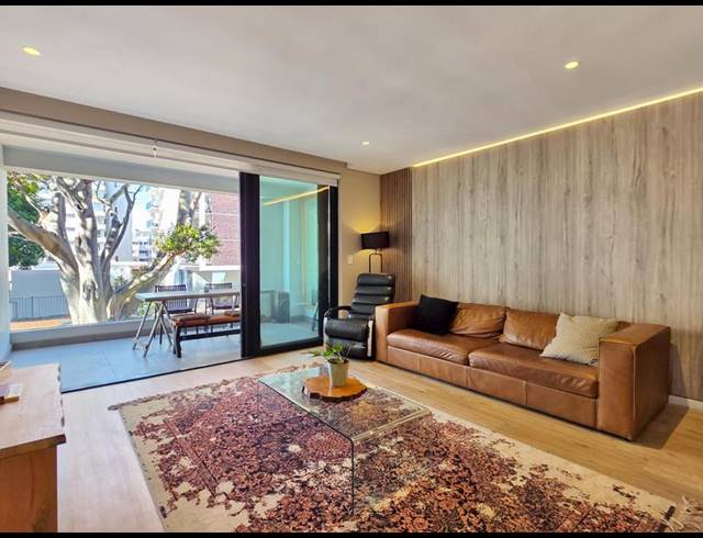 2 BEDROOM APARTMENT FOR SALE IN SEA POINT